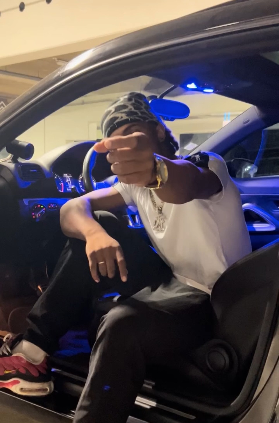 Profil de Ademe, 18 ans, Trav à Young