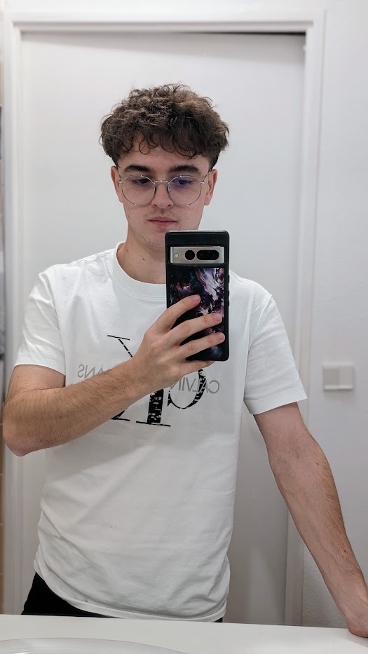 Profil de Merwane, 24 ans, Trav à Sedgewick