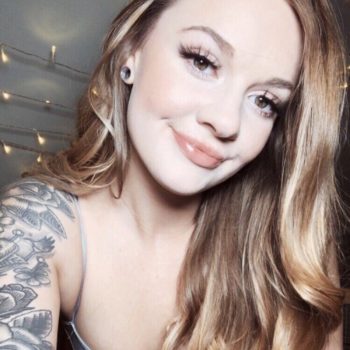 Profil de Aia, 37 ans, Trav à Lougheed