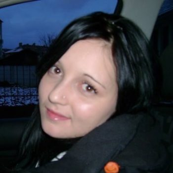 Profil de Neela, 25 ans, Trav à Warner