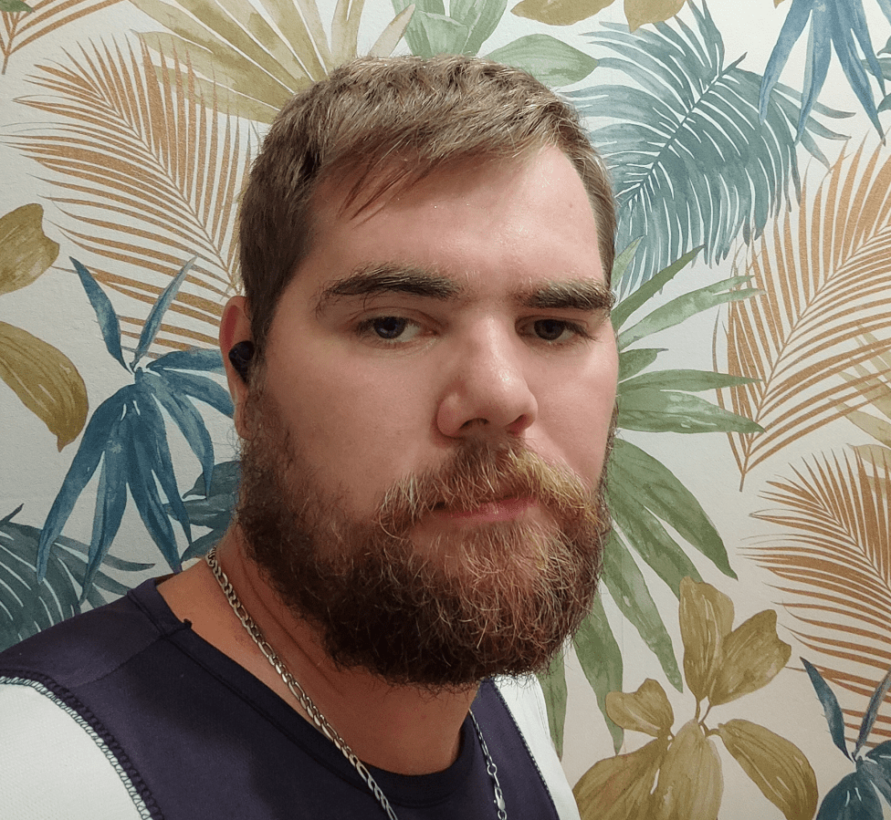 Profil de Constans, 32 ans, Trav à Melfort