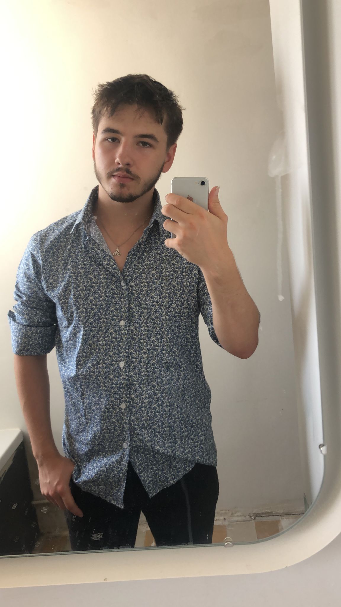 Profil de Larbi, 22 ans, Trav à Wingham