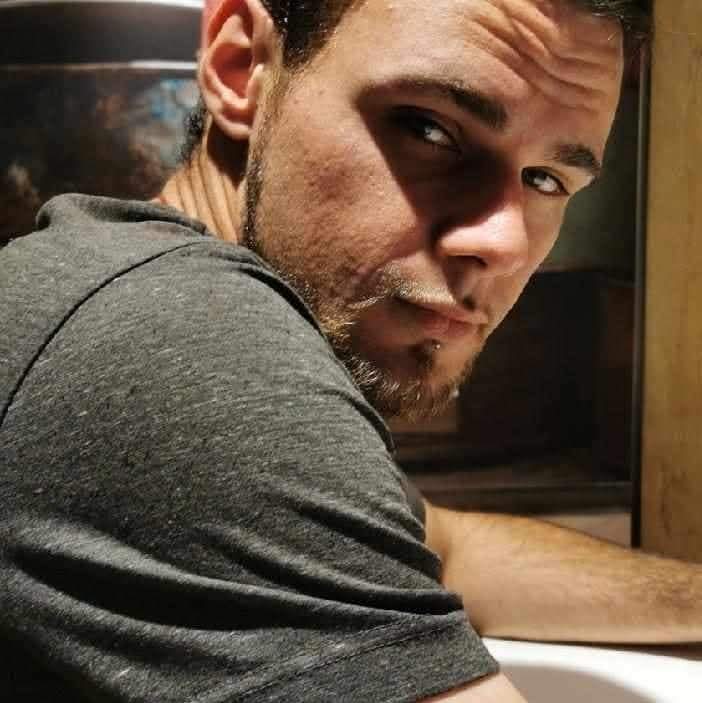 Profil de Erdogan, 31 ans, Trav à Acme