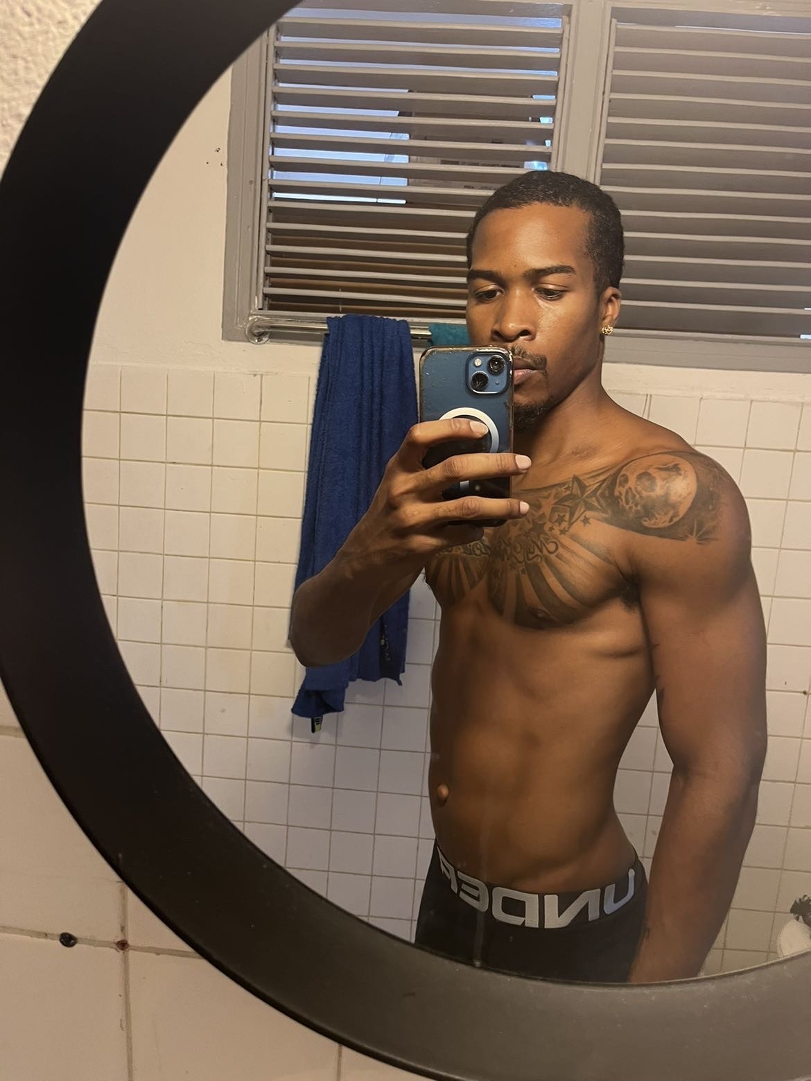 Profil de Jiovany, 30 ans, Trav à Berwyn