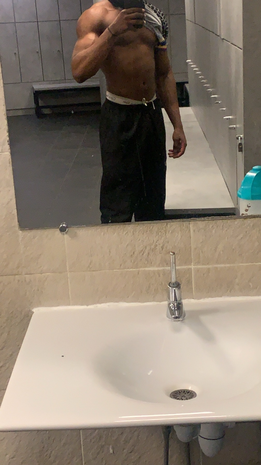 Profil de Abilio, 22 ans, Trav à Daly