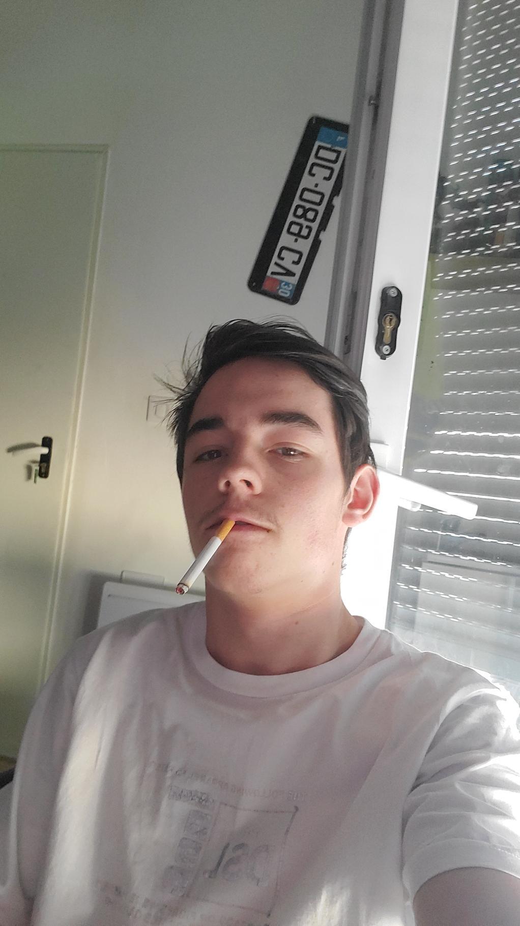 Profil de Suleyman, 23 ans, Trav à Oxbow